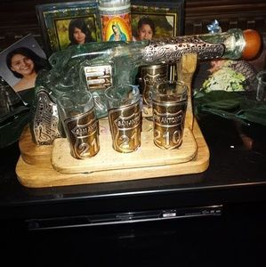 Meet your Posher, Mickey